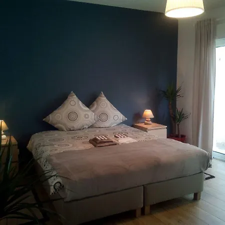 B&B Hotes De 3*